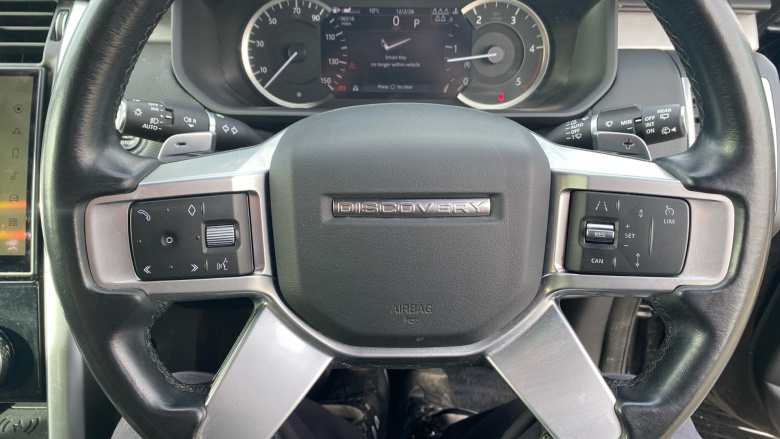 Land Rover Discovery 3.0 D250 R-Dynamic SE 5dr Auto Diesel Station Wagon